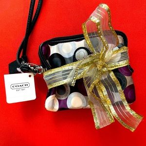 Coach Wristlet NWT